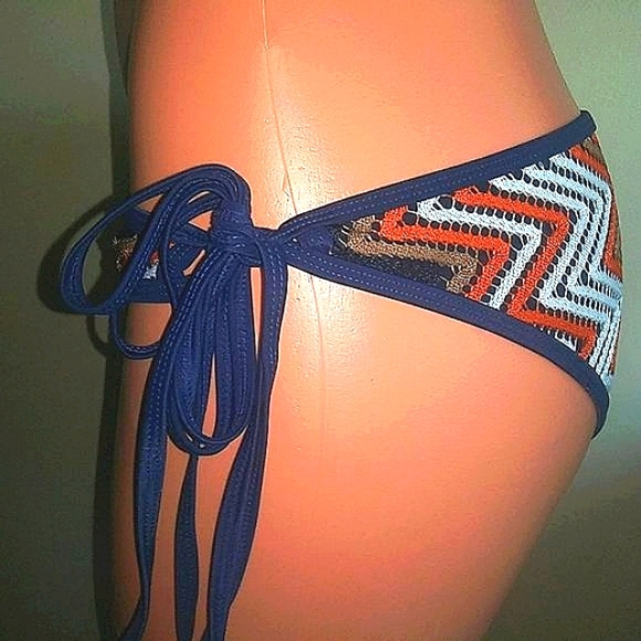 Nasty Gal Chevron Station Knit Bikini Bottoms Sizes S M L New - Picture 7 of 8